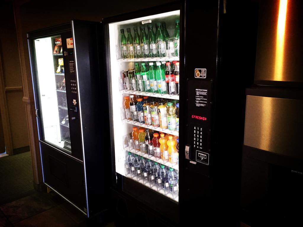 Quality & Pe Trudeau Airport 3*