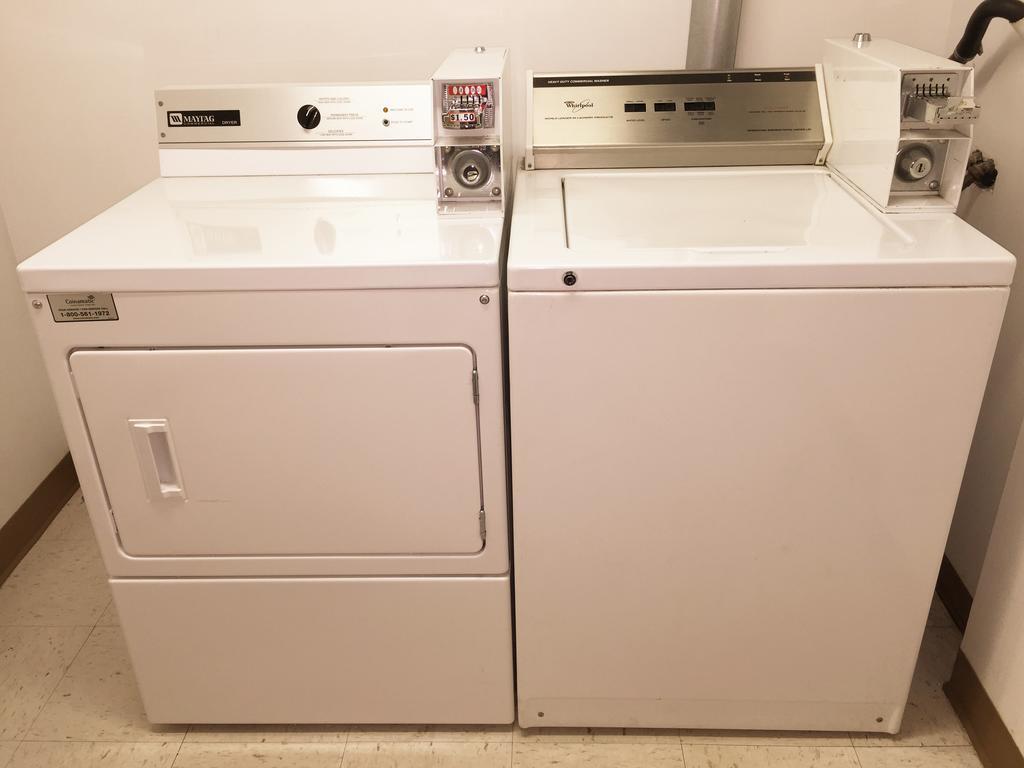 Quality & Pe Trudeau Airport Hotel
