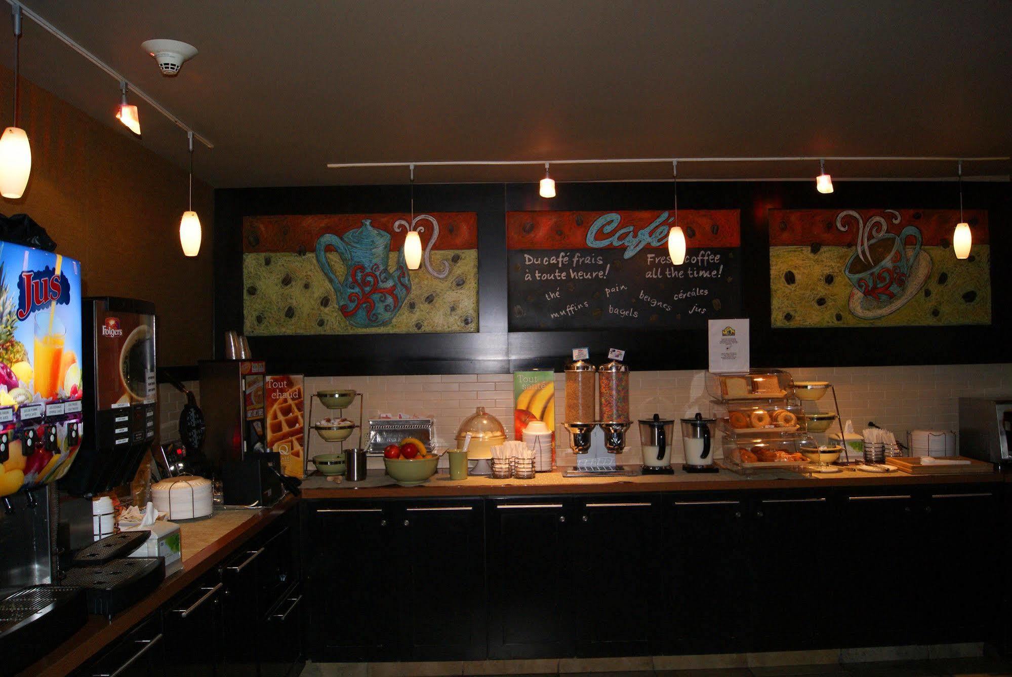 Quality & Pe Trudeau Airport Hotel