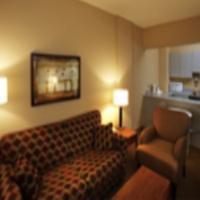 Hotel Quality & Pe Trudeau Airport 3*